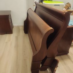 MAKE AN OFFER!!!!  Solid WOOD HEADBOARD/ FOOTBOARD GREAT CONDITION  300