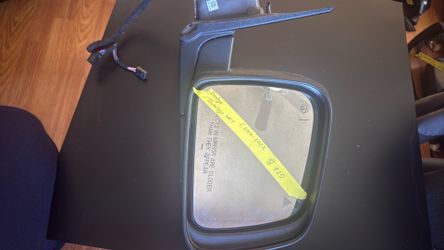 Dodge Durango SRT right mirror