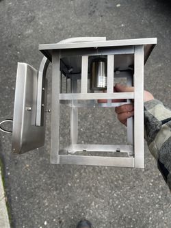 4 - Exterior Light Fixtures 