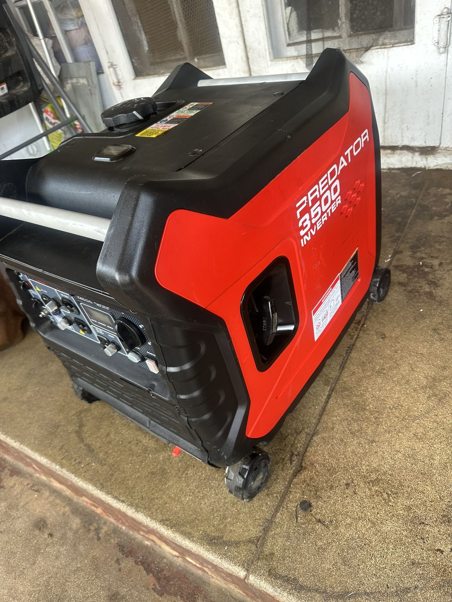 PREDATOR 3500 Watt SUPER QUIET Inverter Generator with CO SECURE Technology