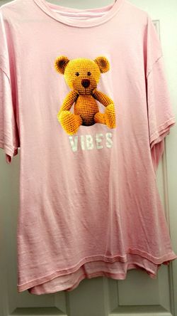 Good Vibes Teddy Graphic Tee 🧸