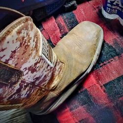 Ariat Boots Size 12 Camo Steel Toe