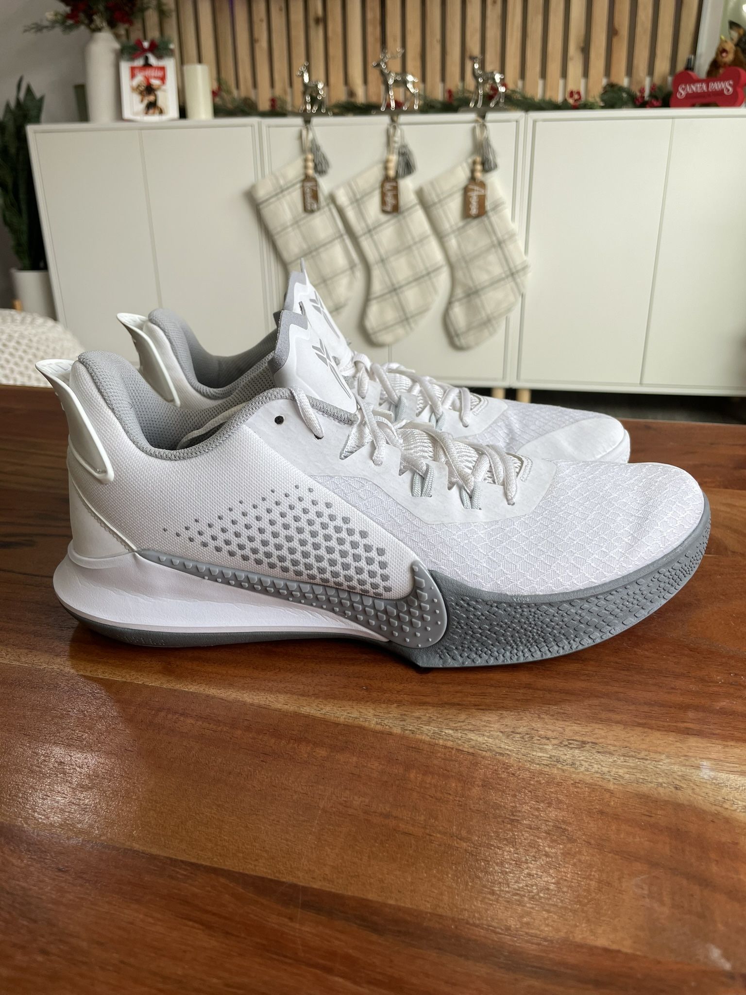Nike Kobe Mamba Fury White Wolf Grey