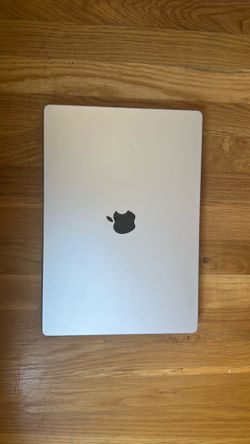 Apple M1 MAX 64GB/1TB - 16inch (silver)