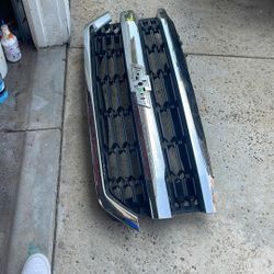 2018 Silverado Grille 
