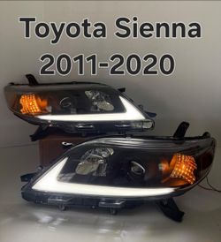 Toyota Sienna 2011-2020 Headlights