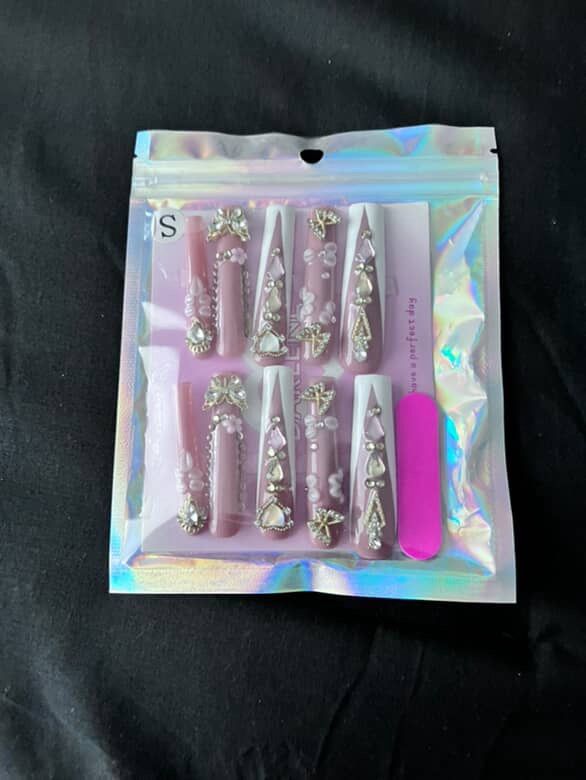 Xtra Long Square Nails & Short Duck Nails
