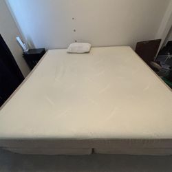 Tempurpedic King Size Bed And Box Springs With Night Stands