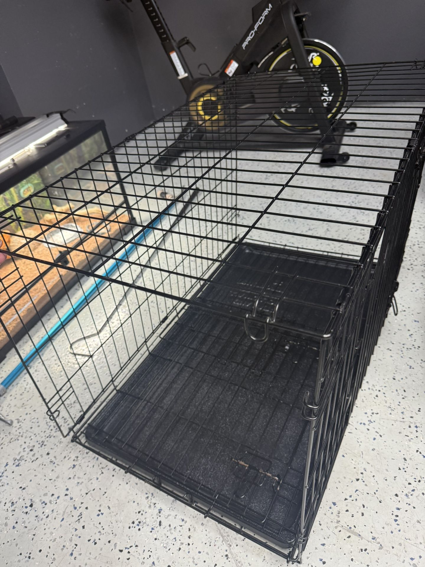 Dog Crate/ Cage