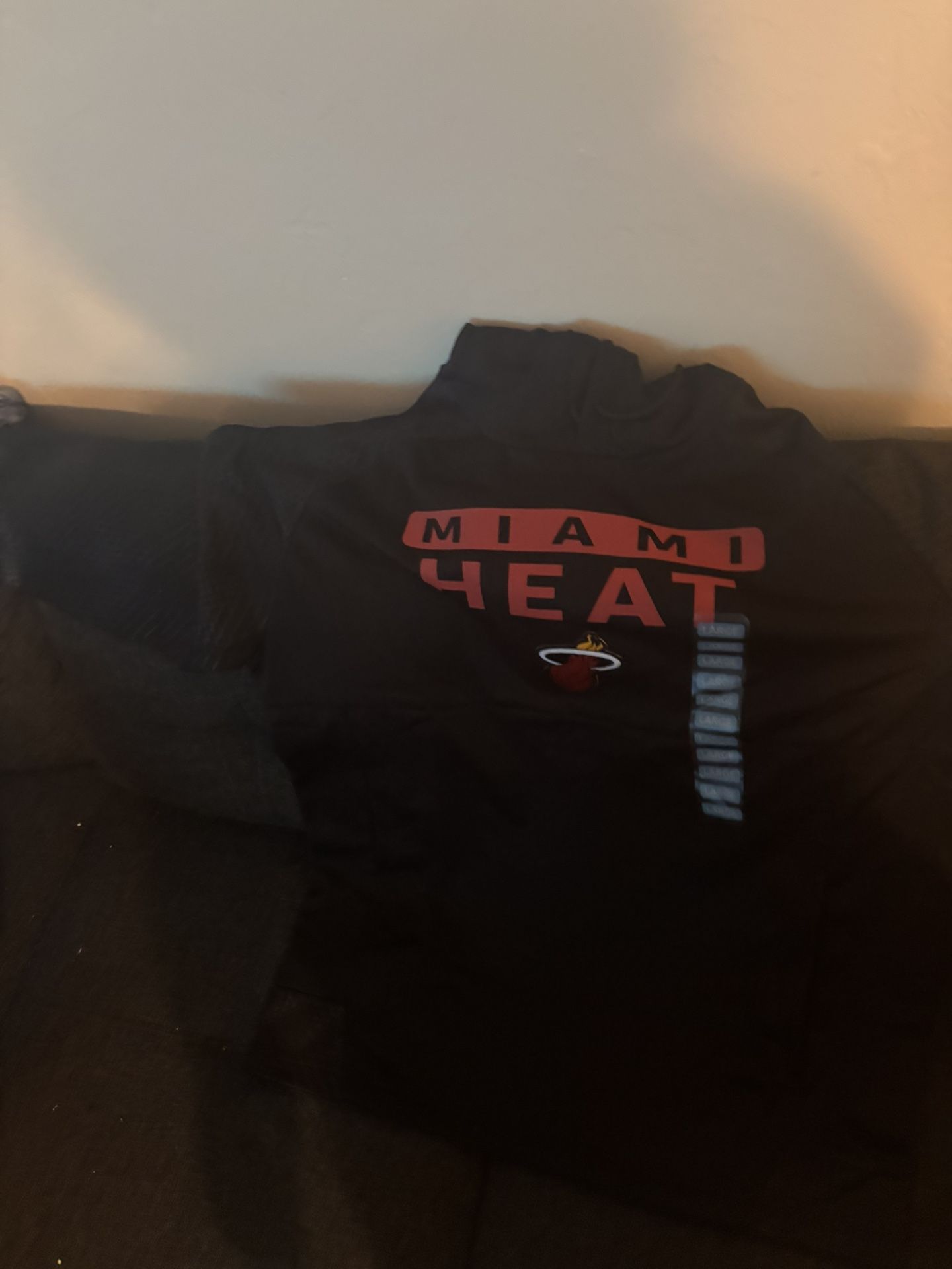 Miami Heat Sweater/Jacket