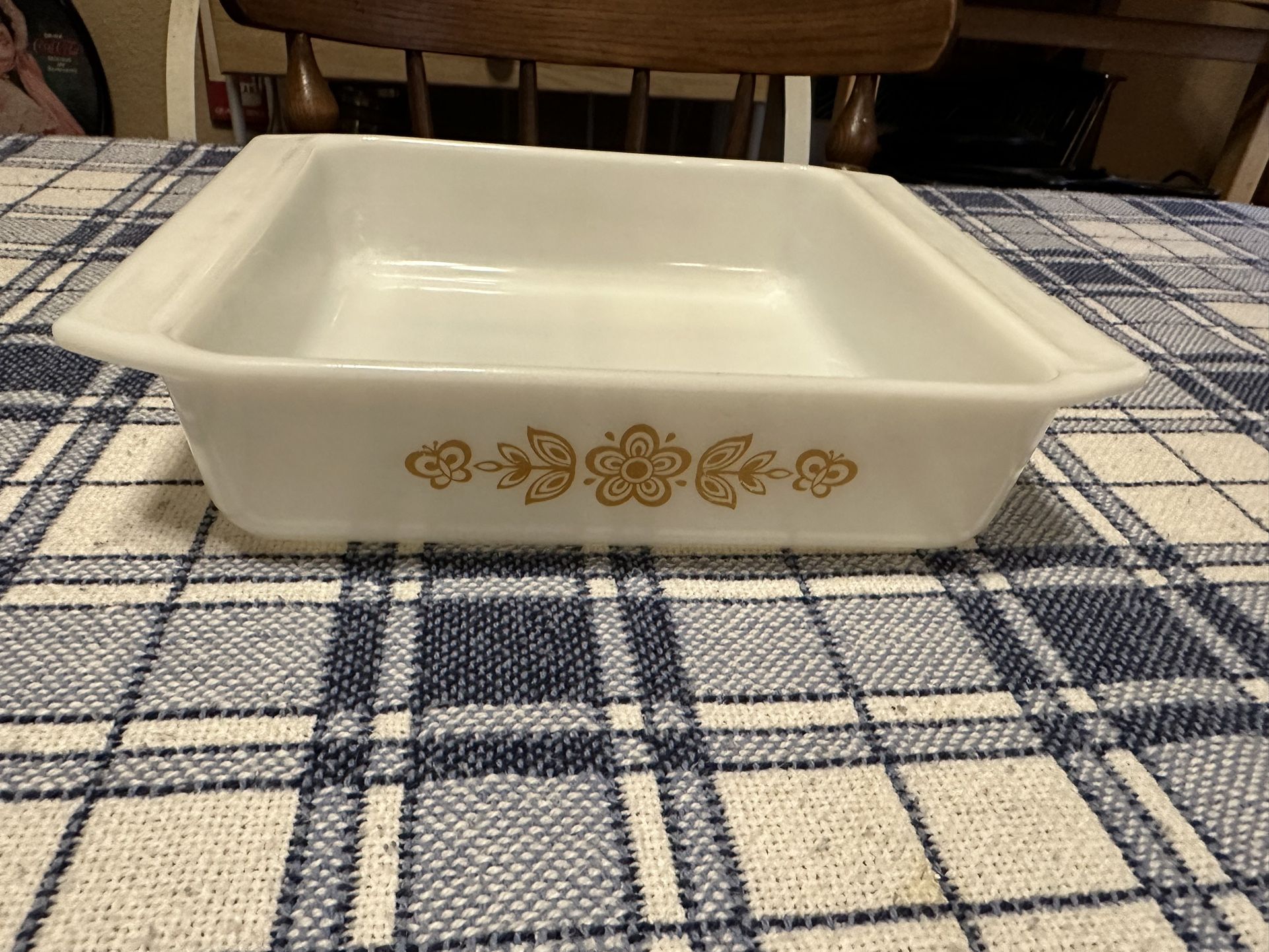 Vintage Pyrex # 992 Butterfly Gold  Baking Dish