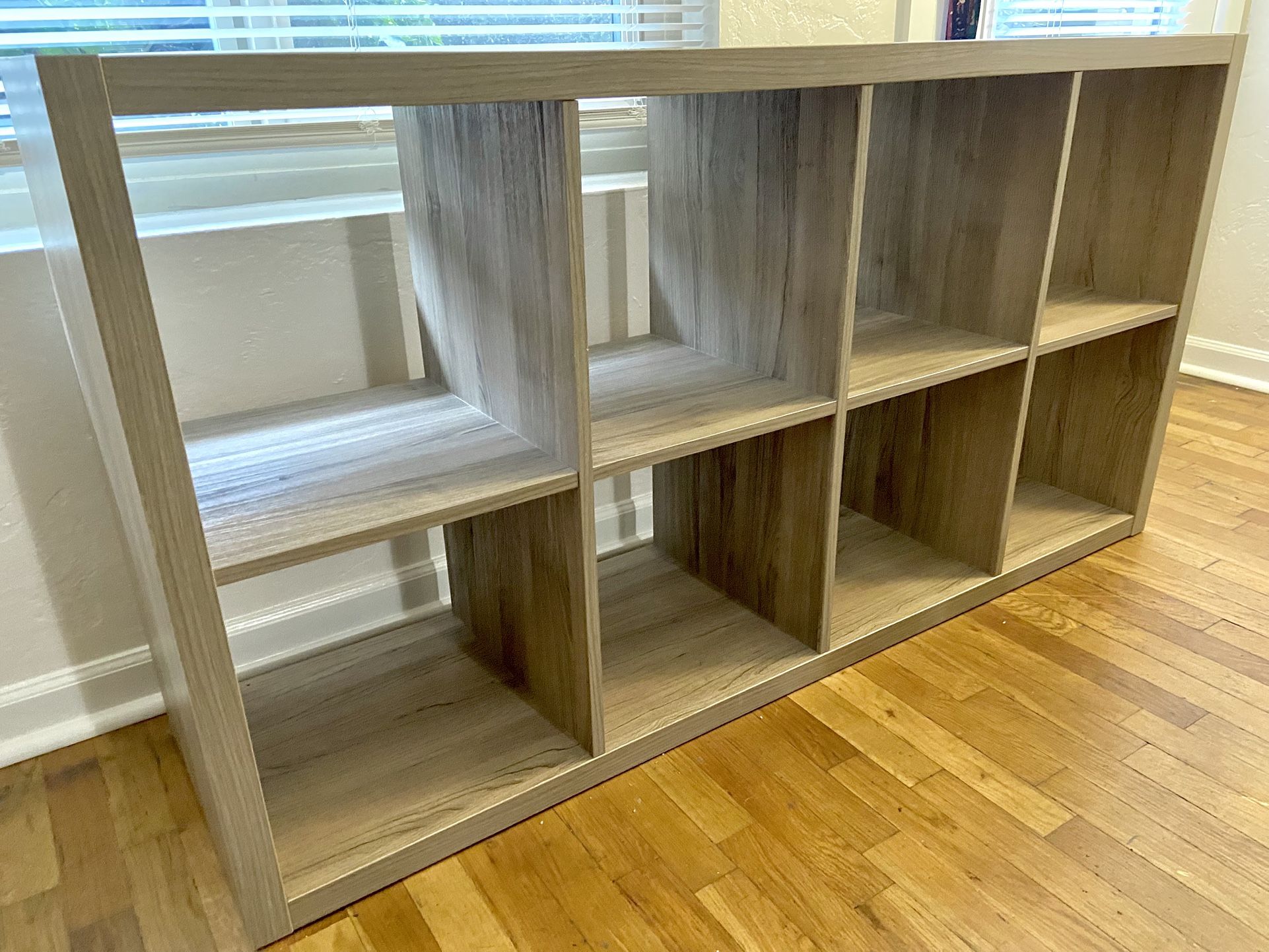 8 Compartment Wooden Shelf