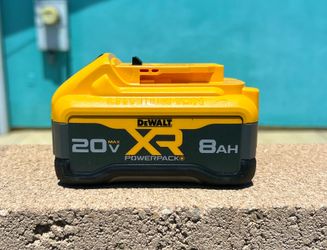 Dewalt XR power pack 8ah battery