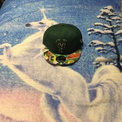 Milwaukee Bucks SnapBack Brand New 