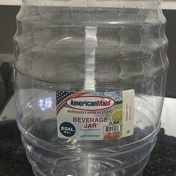 Beverage jar