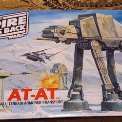 Star Wars Empire Strikes Back Model Kit AT-AT 8 Inch Tall Figure Ship 