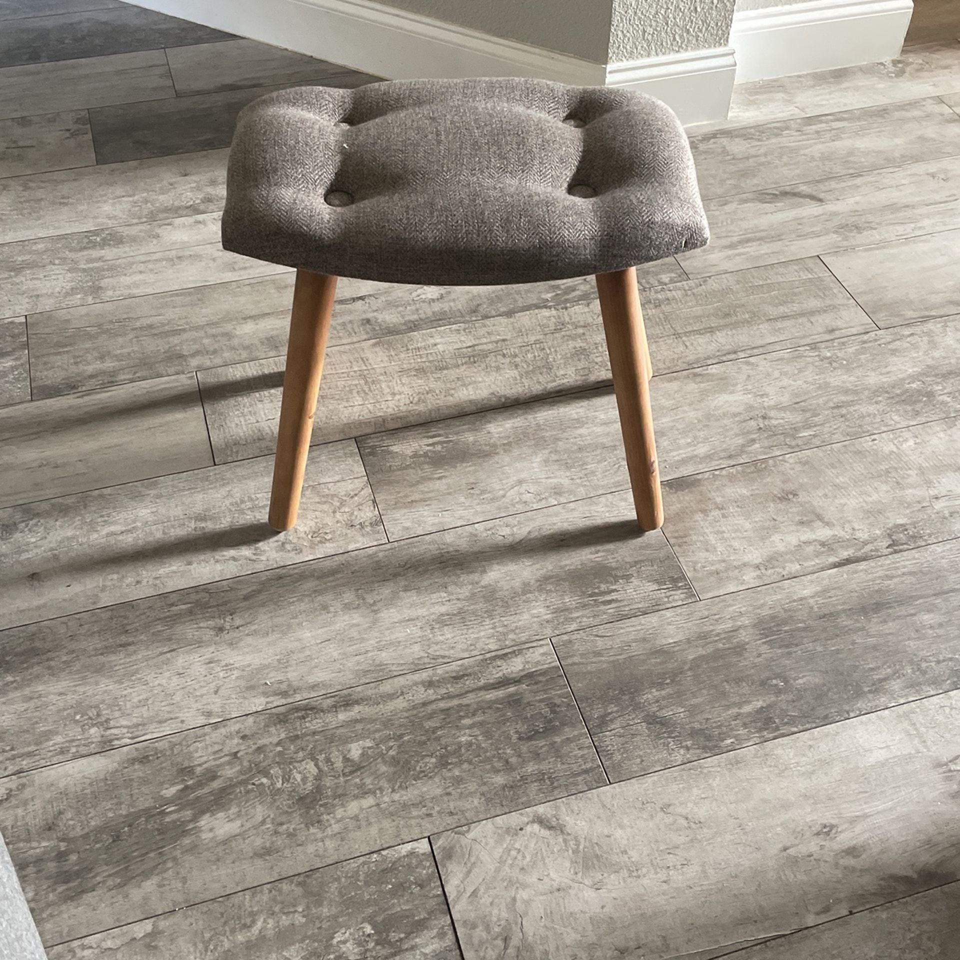Small Stool (one Leg Is Loose)