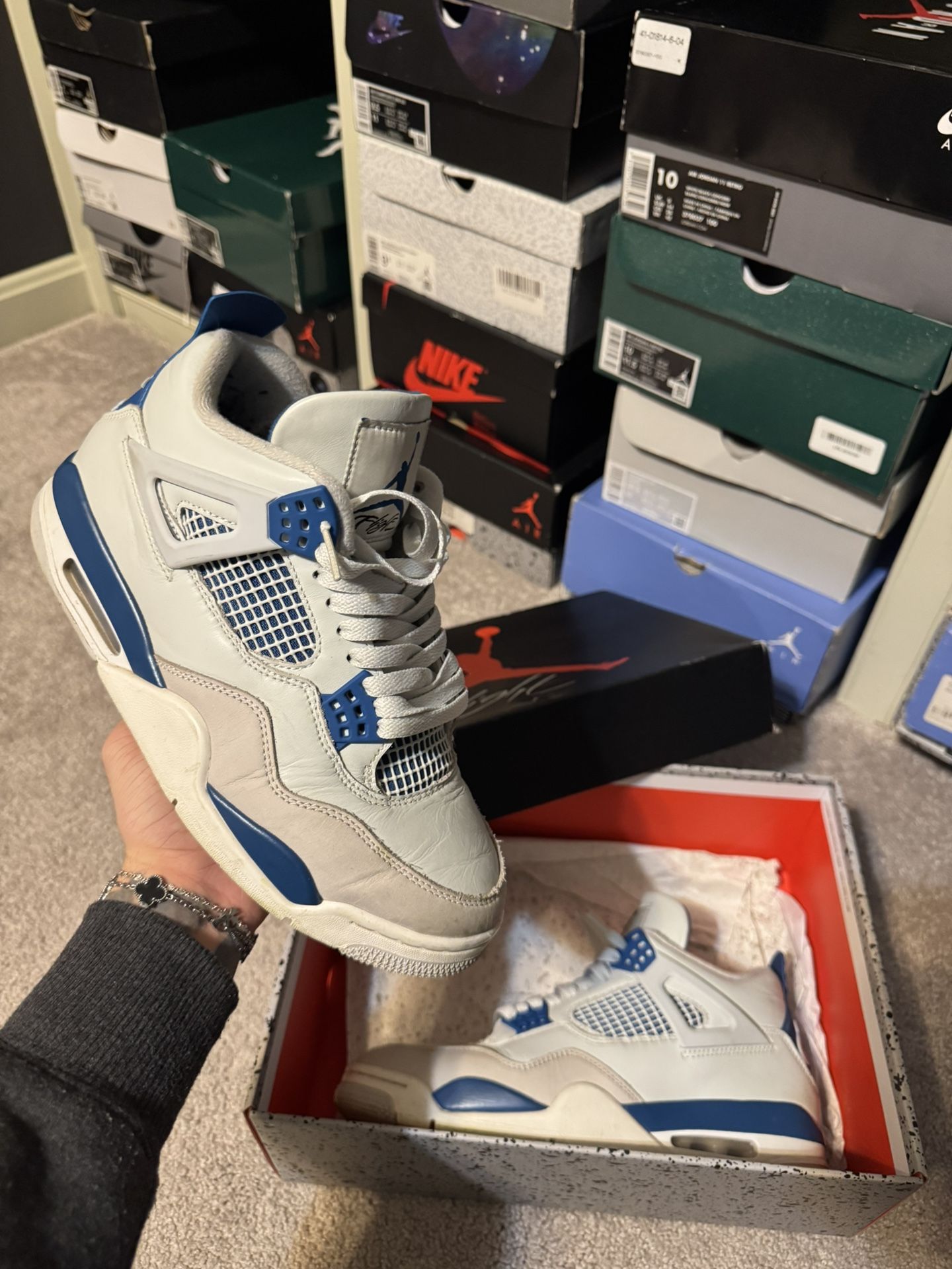 Air Jordan 4 Retro ‘Military Blue’ 2024