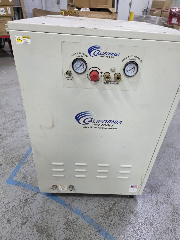 California Air Tools 10020DSPCAD Ultra Quiet & Oil-Free 2.0 HP 10.0 Gal. Air Compressor CAT-10020DSPCAD