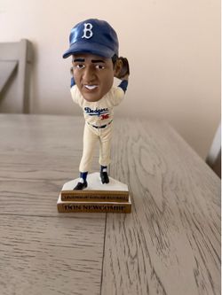 Bobble heads