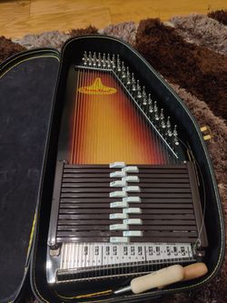 VTG Chromaharp Rhythm Band Inc w/ Case Tuning Hammer