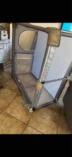 Lage play pen