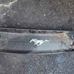 Ford Mustang Trunk Lid Finish Panel With Emblem 2018-2019-2020