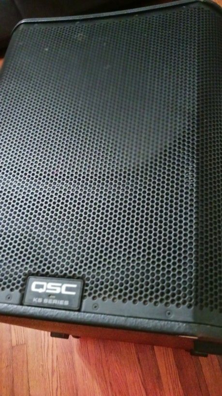 QSC KS118