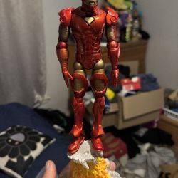 Ironman Toy Biz Action Figure 