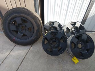 (5) 5 on 5" lug pattern wheels