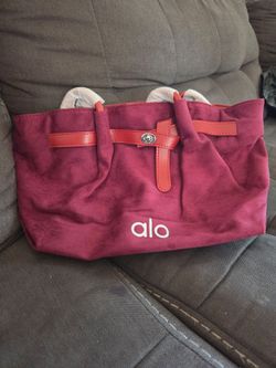 Women handbag price one