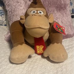 Donkey Kong 8” Brown Plush Stuffed Animal Toy 2016Nintendo Super Mario Bros.