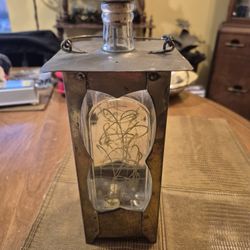 Vintage 1950s Lantern liquor music box