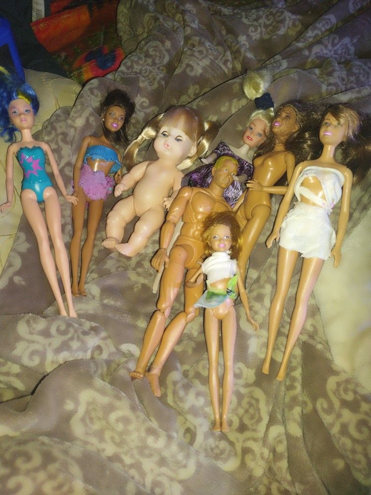 Lot Of Christmas π Toys Mattel Barbies, Gi Joe? 2 My little Pony