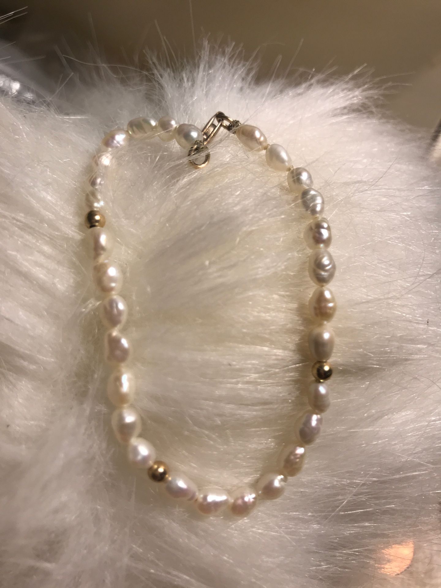 Pearls bracelet