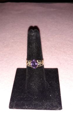 2ct. Amethyst ladies ring