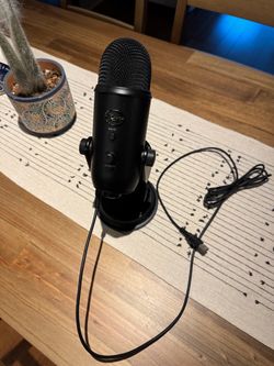 Yeti Microphone