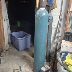 Primeweld 225 amp TIG/ARC machine $2000 or best offer will negotiate!!!