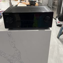 Pioneer Reciever 5.1 Channel 
