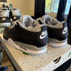 Jordan 4 Low With Shoe Cleaner Kit And Water & Stain Repellent 