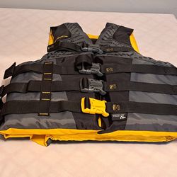 Life Jacket Adult Size Large Extra Large Stearns NEW!