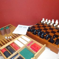 Michael Graves chess Set & Multi Board Game Set , Backgammon, Checkers, Dice, Poker Cards, Post Modern Architect Chess Set Art 