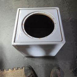 Seal 12 Inch Box 