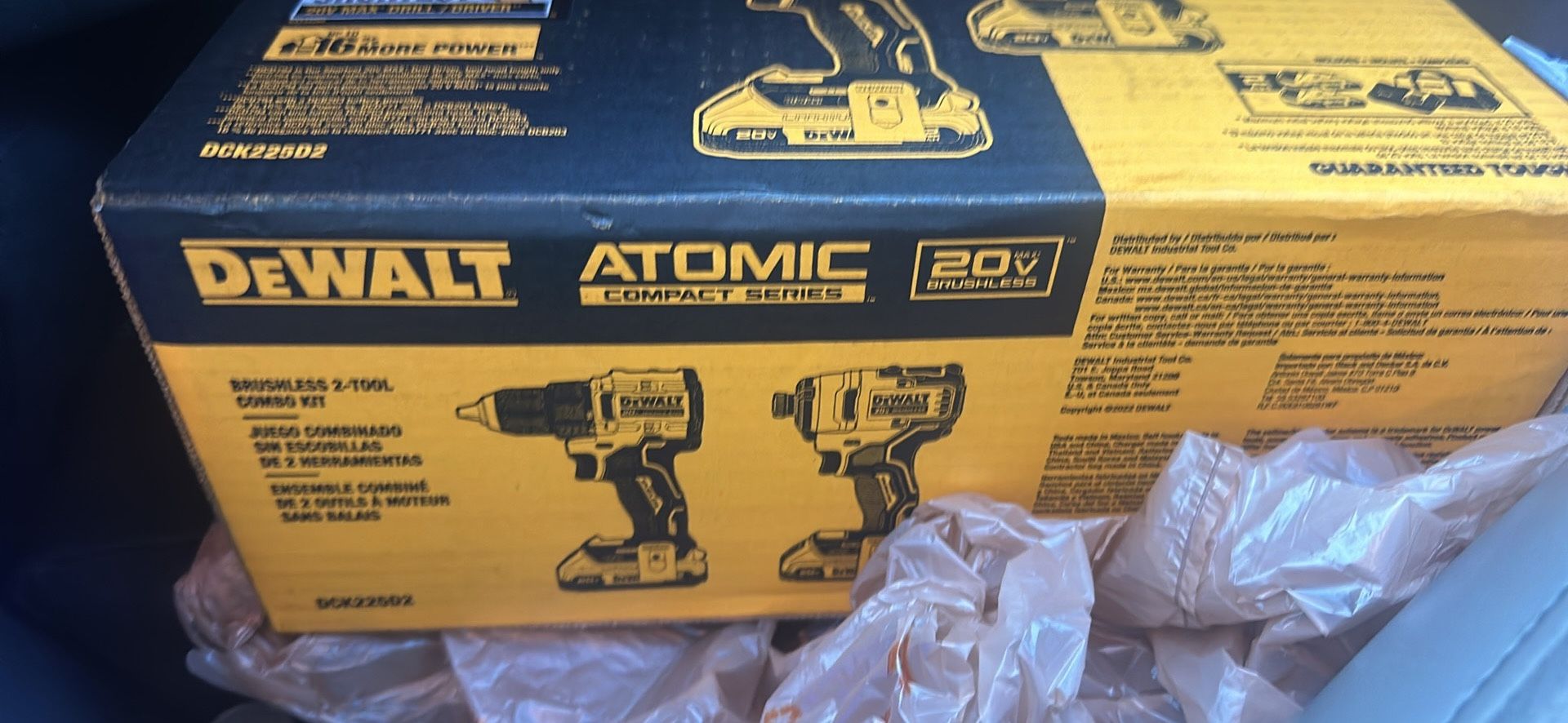 ATOMIC 20-Volt MAX Lithium-Ion Cordless Combo Kit (2-Tool) with (2) 2.0Ah Batteries, Charger and Bag