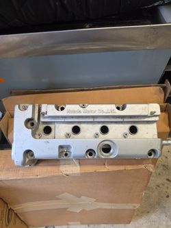 Honda/Acura k series valve cover