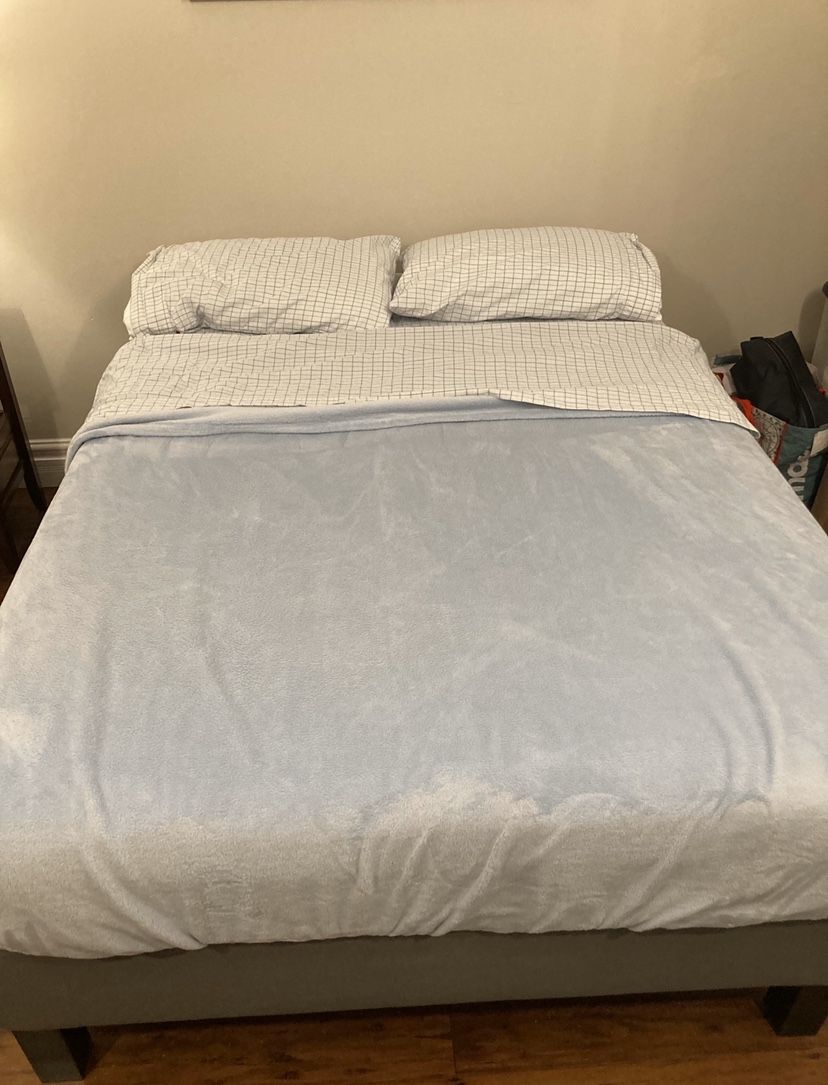HAUGSVÄR IKEA Mattress and ESPEVÄR IKEA Bedframe (Queen Size)