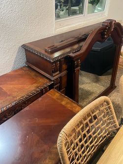 2 night stands and one chest drawer with mirror