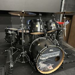 Dw Collectors