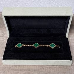 Clover 🍀 Bracelet (Green &Gold) BEST SELLER 