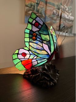 Tiffany Style Stained Glass Butterfly Accent Lamp
